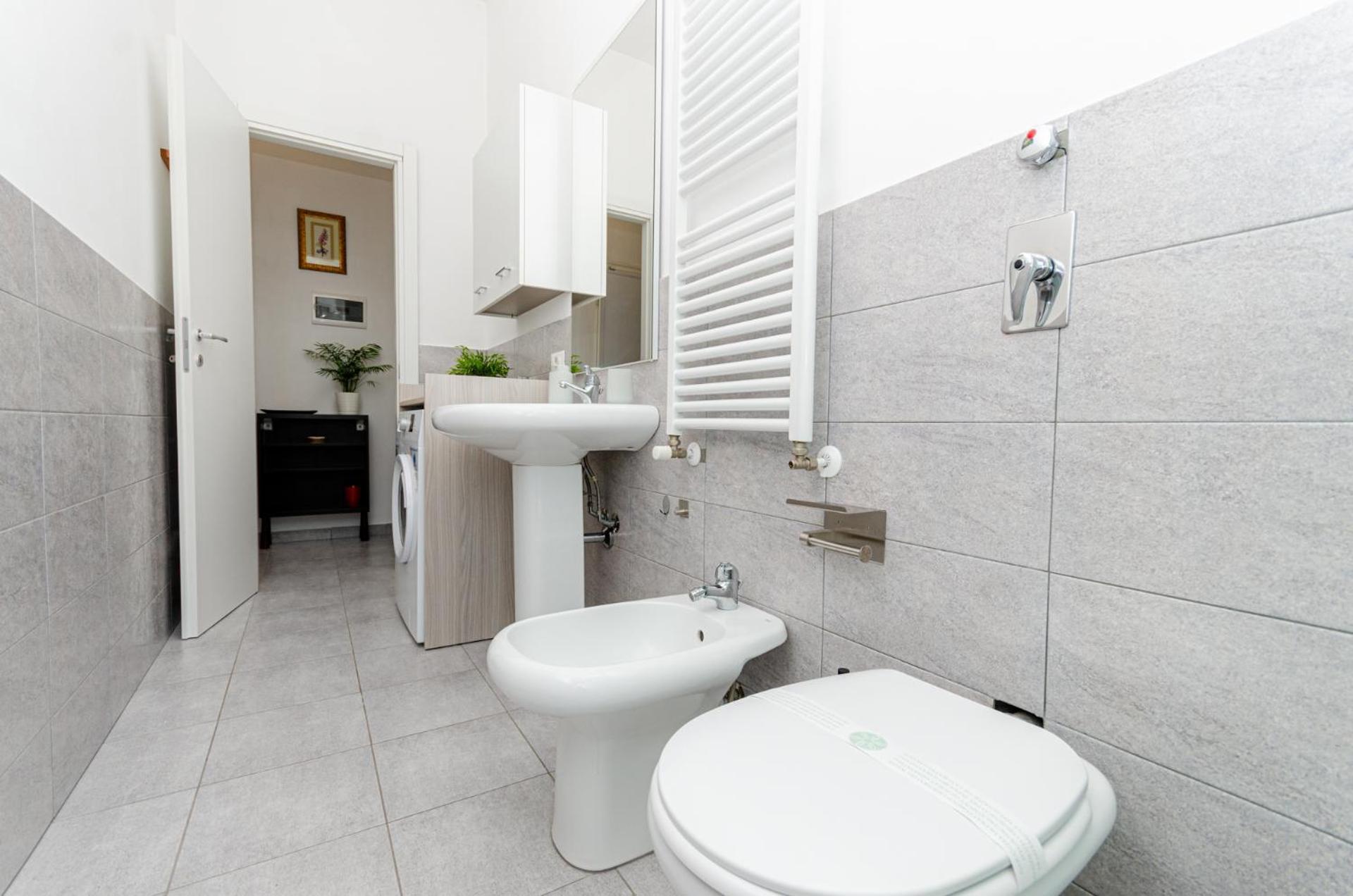 Vivimihome - Crespi House A 3 Minuti Dalla Metro มิลาน ภายนอก รูปภาพ